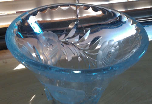 Rose cut crystal vase