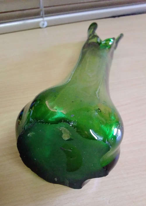 Swung glass vase