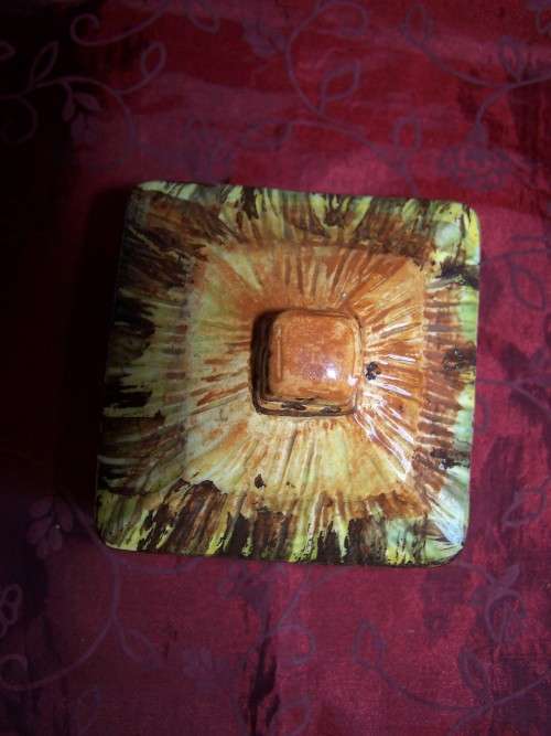 Cottage Design sugar bowl ( Price - England )