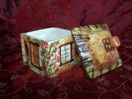 Cottage Design sugar bowl ( Price - England )