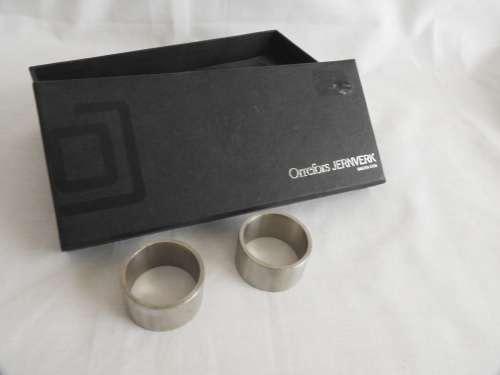 BOXED SET OF 4 ORREFORS SERVIETTE RINGS - STAINLESS STEEL