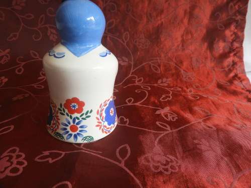 ELIZABETH ARDEN BELL