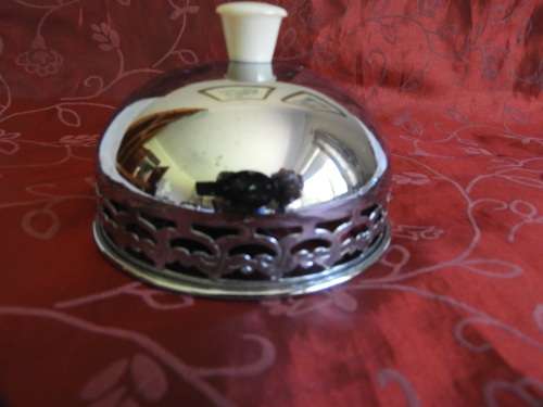 Oval plated butter dish