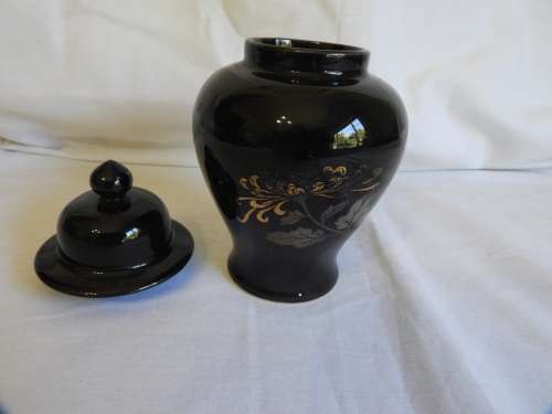 BLACK GINGER JAR