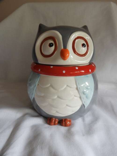 Large owl cookie jar