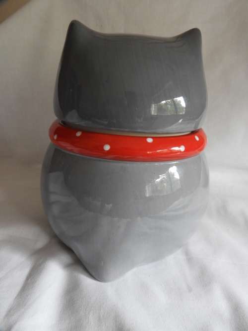 Large owl cookie jar