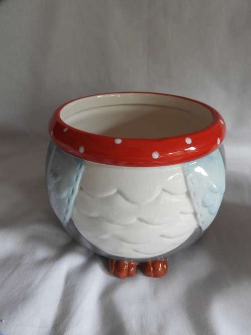 Large owl cookie jar