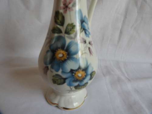 Old foley bud vase