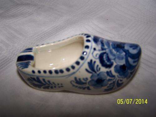 Small Delft Shoe Ashtray