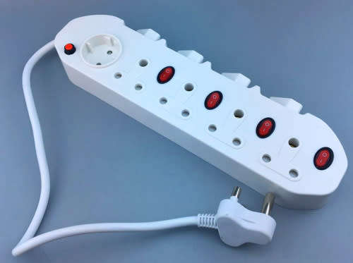 9 Way Multi-Plug With illuminated Switches ( 5 x 2 pin & 4 x 3 pin)