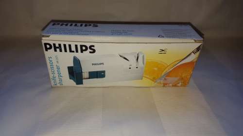 Philips Electric Knife/ Scissors Sharpener HR2571
