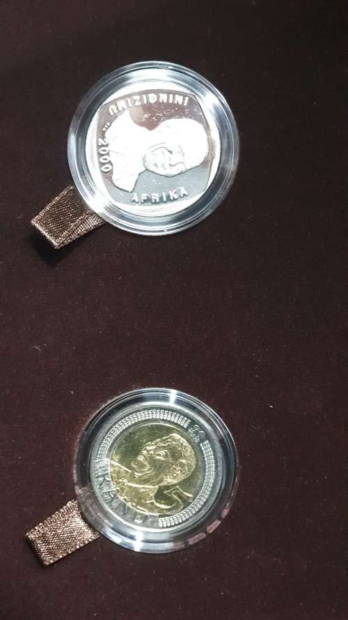 2008 MANDELA COMMEMORATIVE COIN SET CERTIFICATE 573