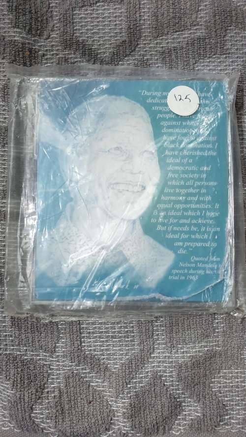 2000  MANDELA PROOF R5 SEALED IN CD HOLDER
