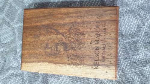 2008 MANDELA 90TH BIRTHDAY CELEBRATION SET 1/2 OZ GOLD AND 8.9 G SILVER MEDALLION WITH PROOF R5 CERT