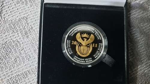 2011 SARB 90TH ANNIVERSARY 24 CARAT GOLD PLATED BI COLOR R5 CERT NO:4431