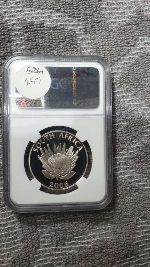 2006 DESMOND TUTU SILVER PROOF R1 GRADED PF70 ULTRA CAMEO