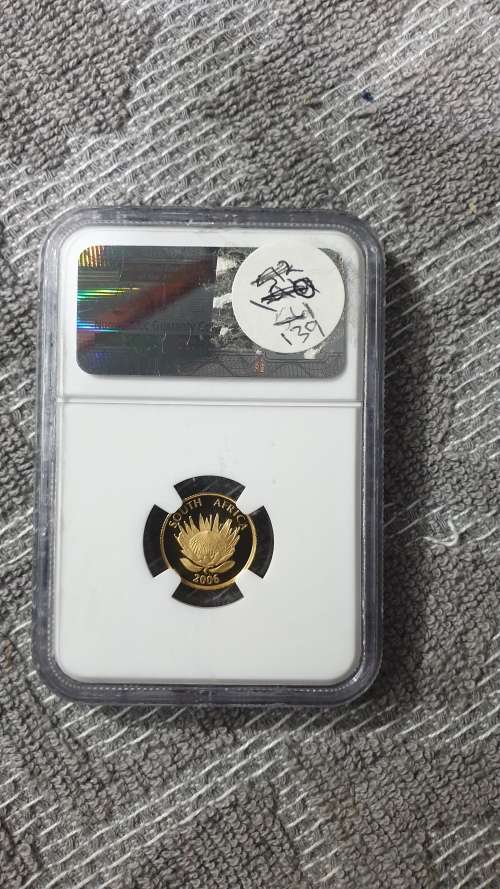 2006 DESMOND TUTU 1/10 OZ GOLD GRADED NGC PF69 MINTAGE 1369