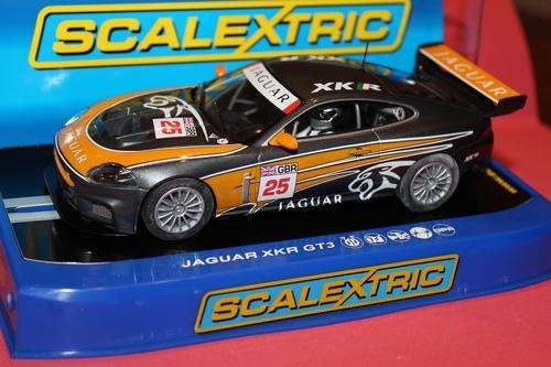 Scalextric Jaguar XKR GT3