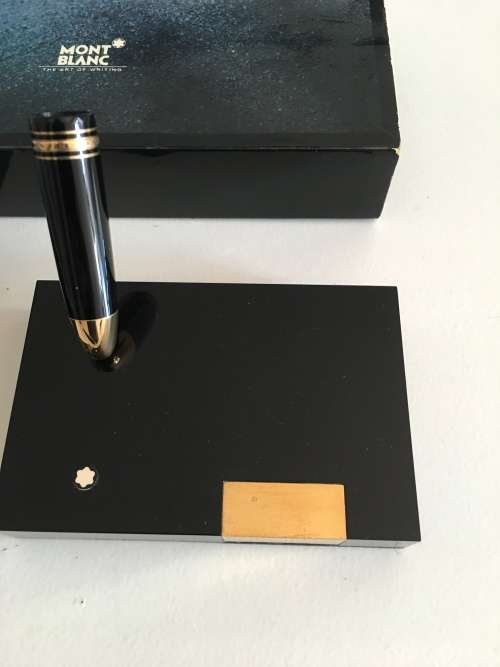 MONT BLANC MEISTERSTÜCK NO. 149  DESK TOP FOUNTAIN PEN STAND - BRAND NEW UNUSED!!!