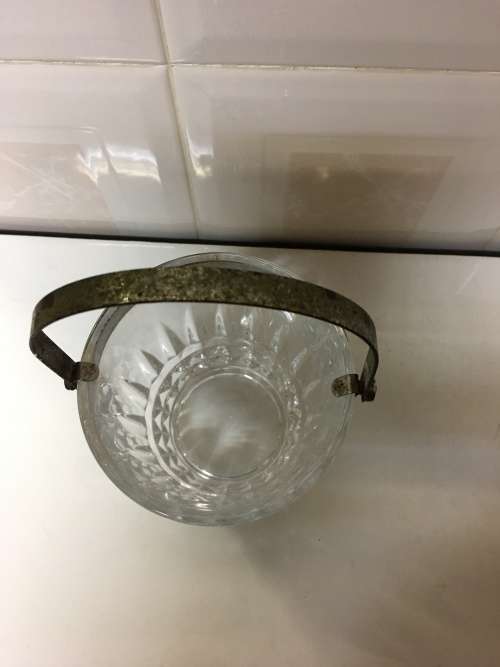 CRYSTAL ICE BUCKET WITH METAL RIM AND HANDLE