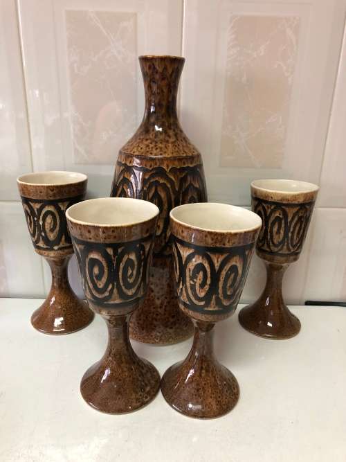 IDEN POTTERY RYE SUSSEX ENGLAND LARGE PITCHER & GOBLETS
