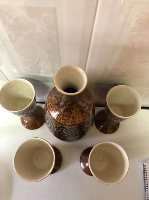 IDEN POTTERY RYE SUSSEX ENGLAND LARGE PITCHER & GOBLETS