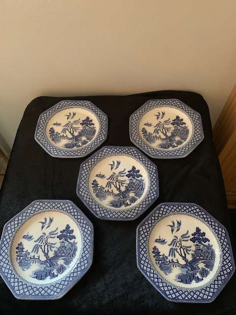ROYAL STAFFORDSHIRE ENGLAND BLUE WHITE WILLOW IRONSTONE SIDE PLATES x 5