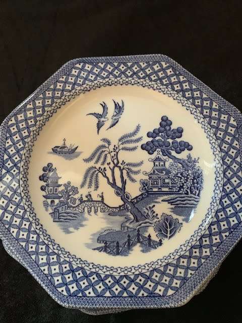 ROYAL STAFFORDSHIRE ENGLAND BLUE WHITE WILLOW IRONSTONE SIDE PLATES x 5