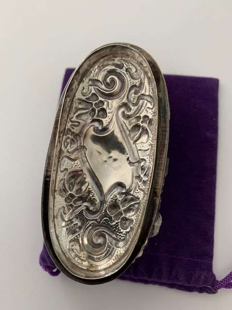 HALLMARK SILVER BIRMINGHAM CIRCA 1910 ENAMEL OVAL LID AND HOBNAIL TRINKET DISH