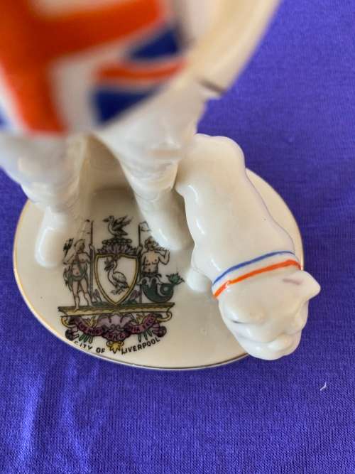 CARLTON CHINA WINSTON CHURCHILL & BULLDOG WITH UNION CRESTED CITY OF LIVERPOOL