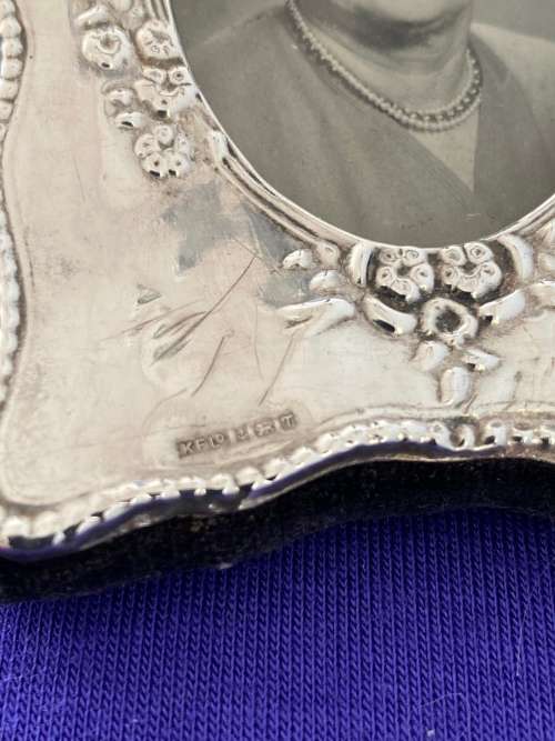 HALLMARK SILVER BIRMINGHAM 1993 ORNATE FRAME