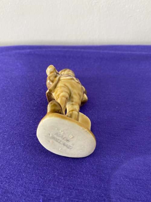 WADE `PADDY MCGINTY` IRISH FOLK SONG TALES CHARACTERS SERIES FIGURINE