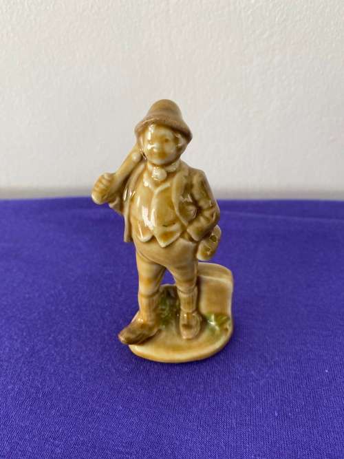 WADE `PADDY MCGINTY` IRISH FOLK SONG TALES CHARACTERS SERIES FIGURINE