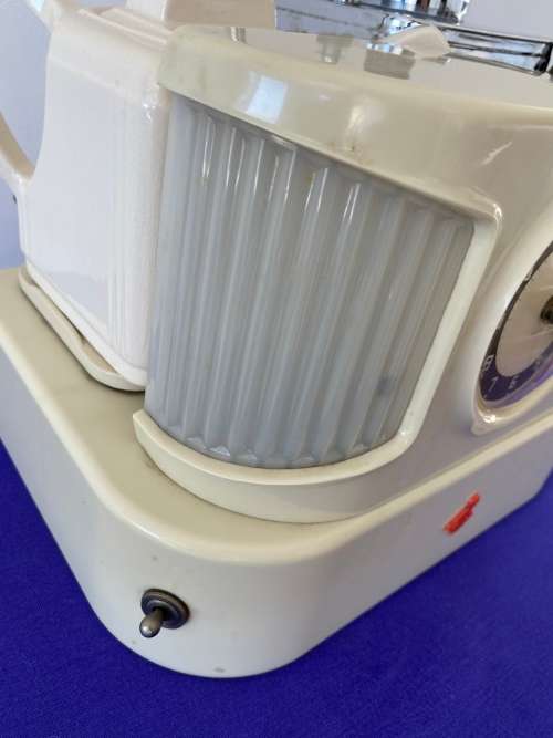 GOBLIN `TEASMADE` SELF STARTING  MODEL D25 CIRCA 1955 GOOD WORKING ORDER RARE!!!!