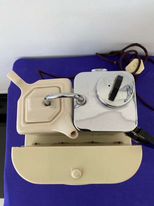 GOBLIN `TEASMADE` SELF STARTING  MODEL D25 CIRCA 1955 GOOD WORKING ORDER RARE!!!!