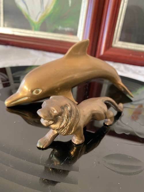 VINTAGE SOLID BRASS LARGE DOLPHIN and LION