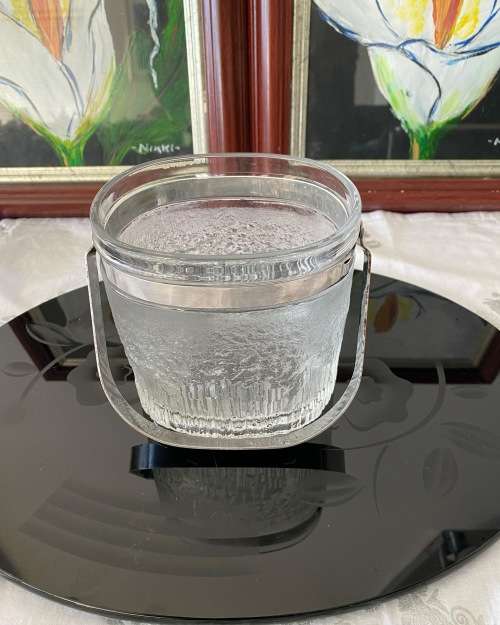 MID-CENTURY RAVENSHEAD OVAL GLASS ICE BUCKET WITH METAL HANDLE