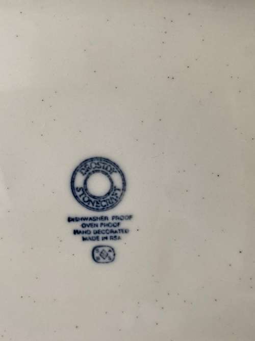 VINTAGE DROSTDY WARE STONECRAFT STAMPED PAIR OF PATTERNED MEAT PLATTERS