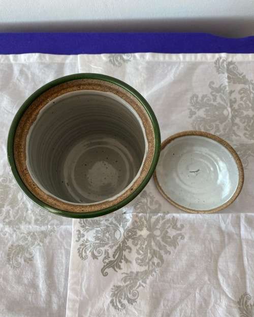 BARRY DOUGLAS SA POTTER TRANSVAAL SIGNED LARGE GLAZED STORAGE JAR WITH LID