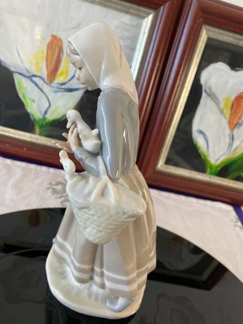 LLADRO SPAIN 4568 LARGE RETIRED RARE 1970-1994 SHEPHERDESS AND DUCKS/GEESE PORCELAIN FIGURE