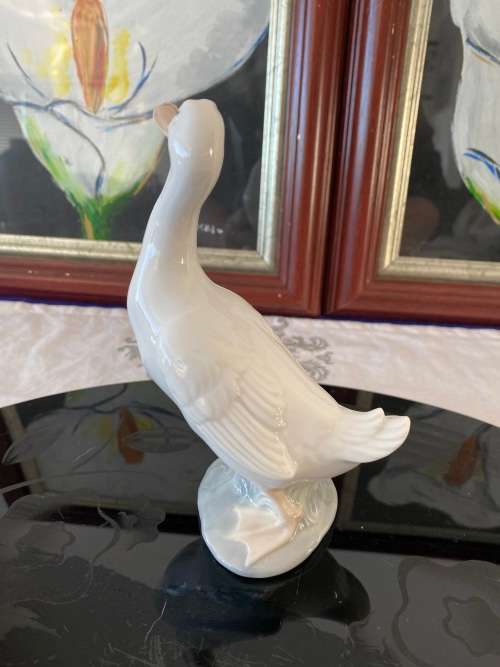 NAO STAMPED MADE IN SPAIN BY LLADRO D 9 11 EN PORCELAIN LARGE DUCK