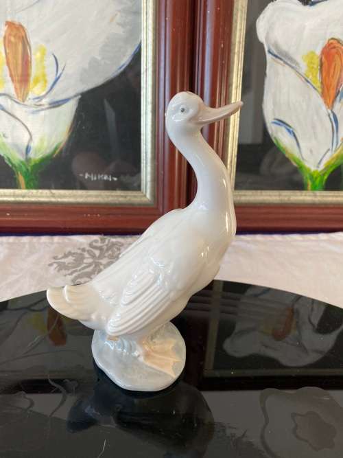 NAO STAMPED MADE IN SPAIN BY LLADRO D 9 11 EN PORCELAIN LARGE DUCK