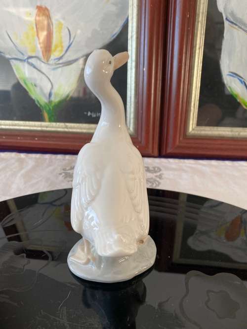 NAO STAMPED MADE IN SPAIN BY LLADRO D 9 11 EN PORCELAIN LARGE DUCK