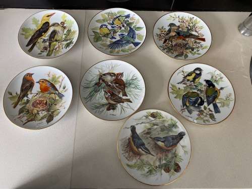 VINTAGE BY ALT TIRSCHENREUTH GERMANY SIGNED U. BAND and NUMBERED FOR WWF SET OF 7 x BIRD PLATES
