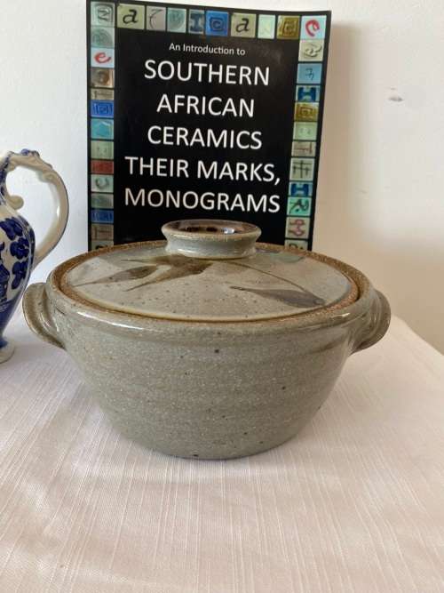 STEVE SHAPIRO 1945 POTTER SIGNED GLAZED POTTERY BOWL AND LID