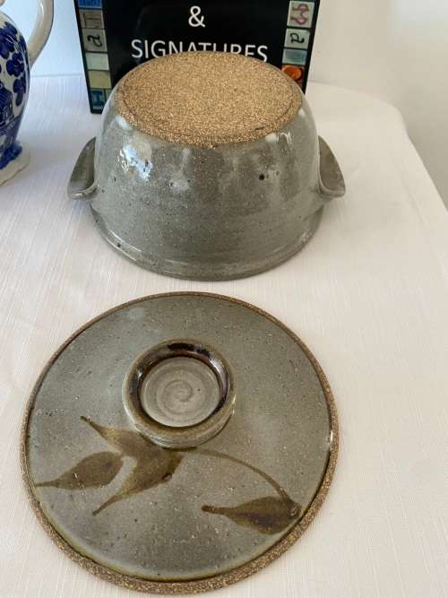 STEVE SHAPIRO 1945 POTTER SIGNED GLAZED POTTERY BOWL AND LID