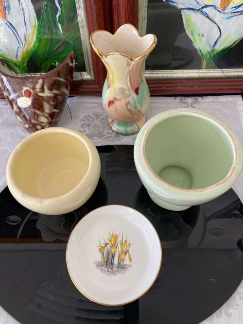 VINTAGE PORCELAIN PALE GREEN AND YELLOW VASES and ROYAL WORCESTER ENGLAND PORCELAIN PIN DISH