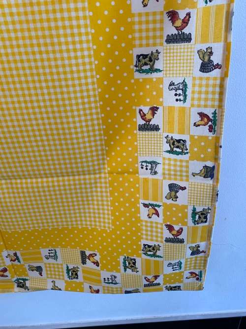 VINTAGE FELULAR PORTUGAL 100% ALGODAO FABRIC TABLE CLOTH