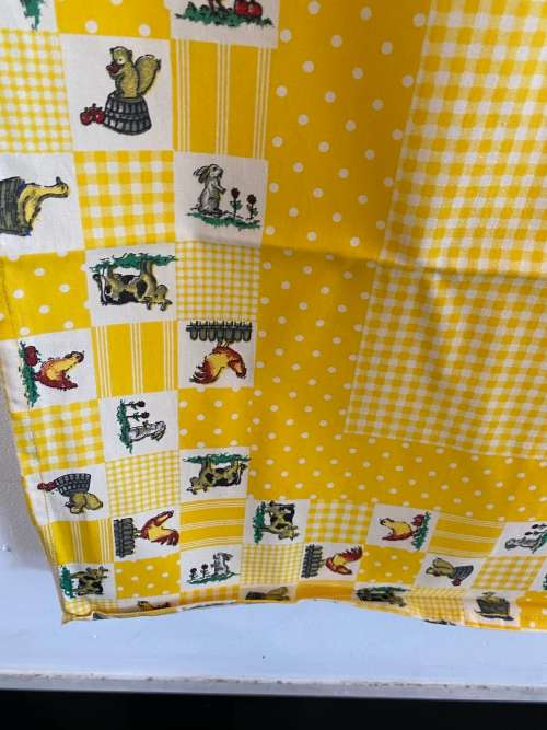 VINTAGE FELULAR PORTUGAL 100% ALGODAO FABRIC TABLE CLOTH