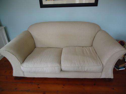 VINTAGE WETHERLEYS COUCH
